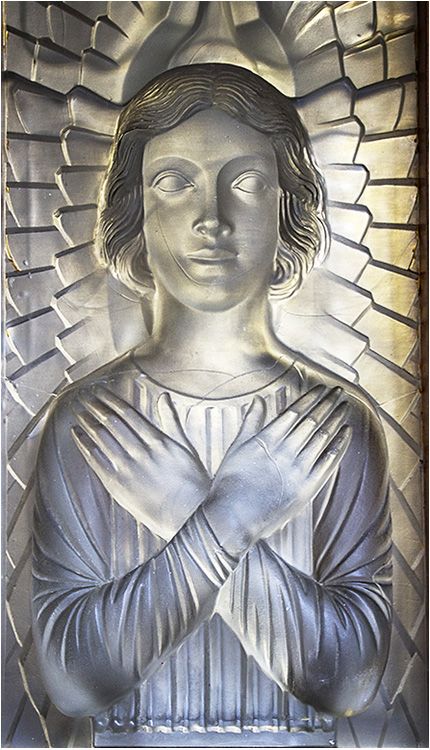 GLASS CHURCH LALIQUE DOOR WINDOW JERSEY.jpg