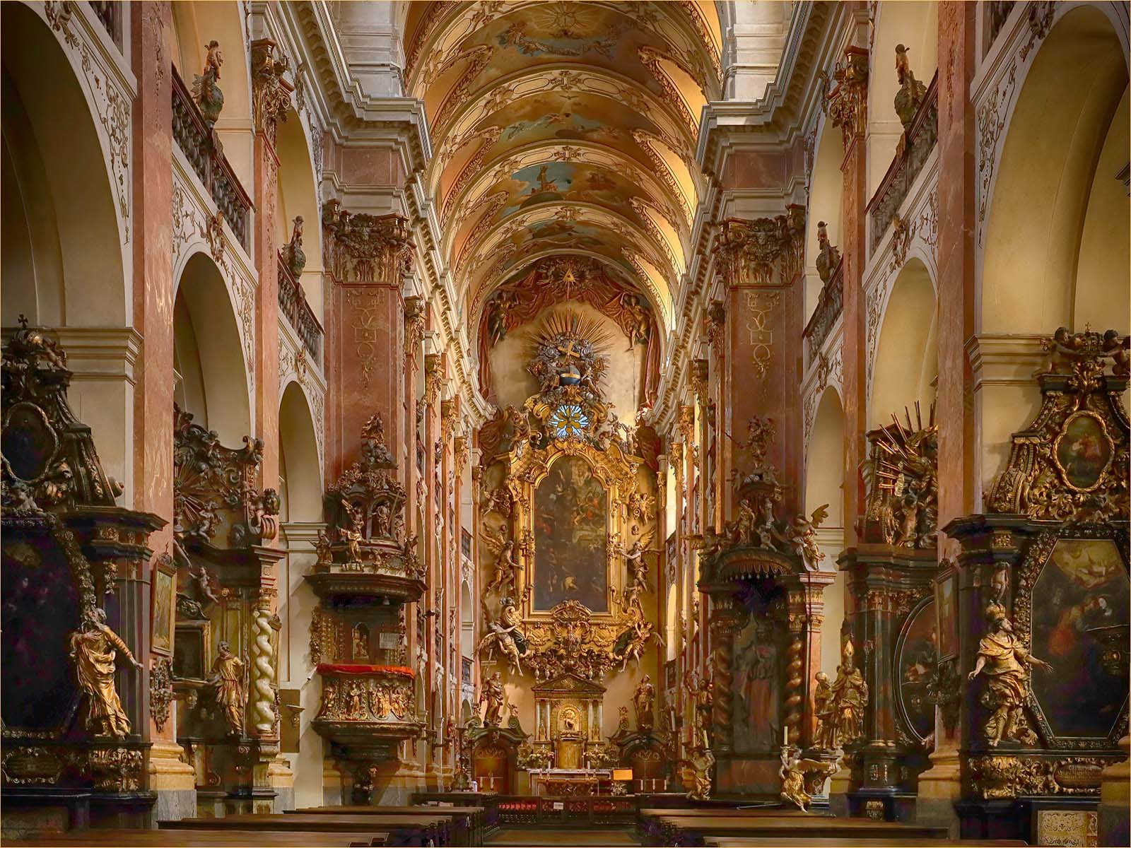 Church of St James, Prague.jpg