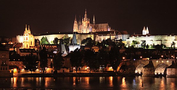 Prague-Night-2.5 secs.jpg